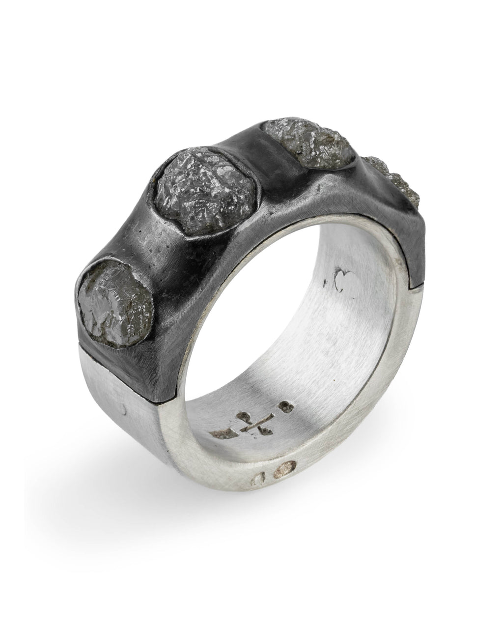 Parts of Four Sistema Ring aus mattem und schwarzem Sterlingsilber mit Diamantfragmenten