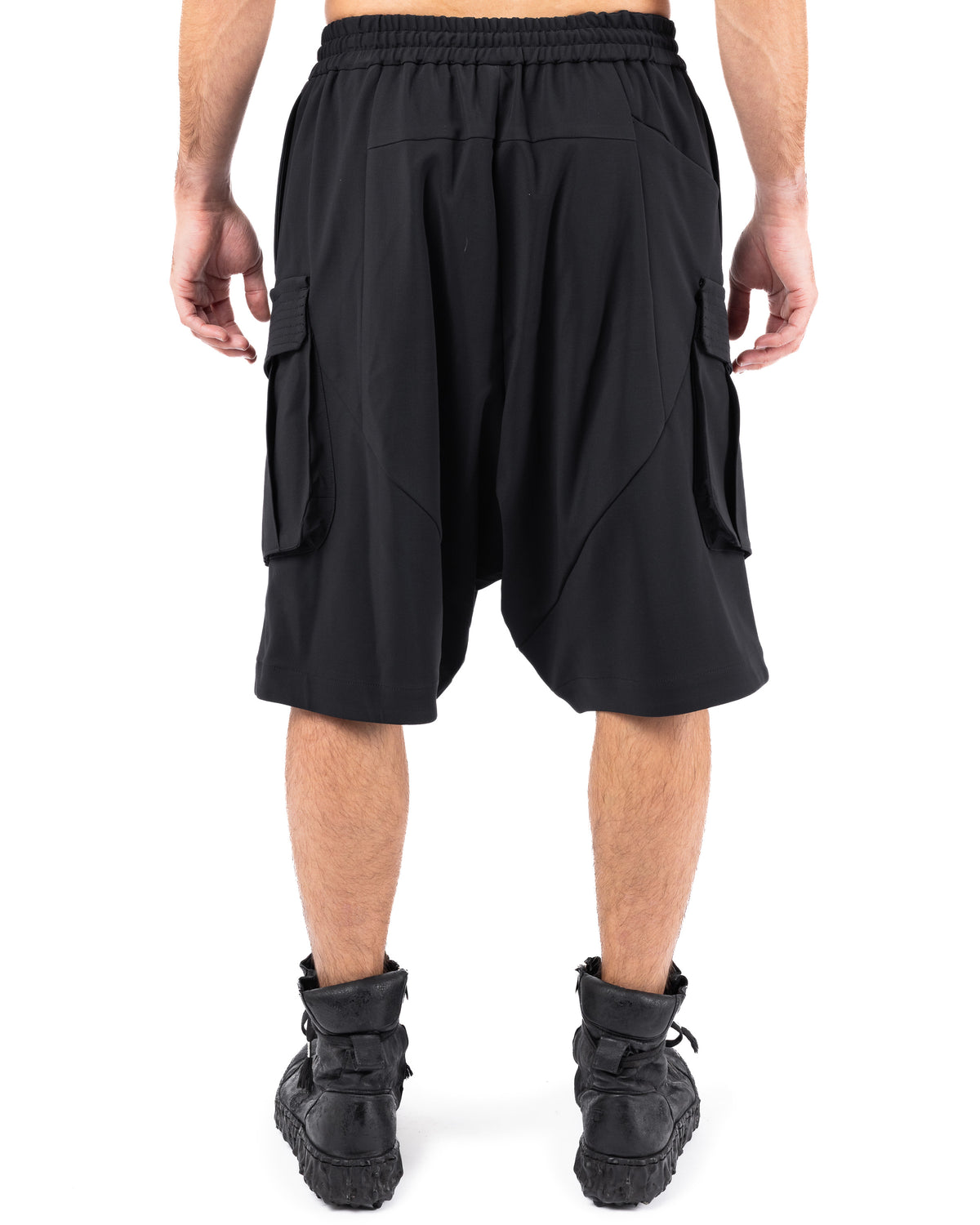 Technical Woven Pants – Black | DEVOA | MONOLYT