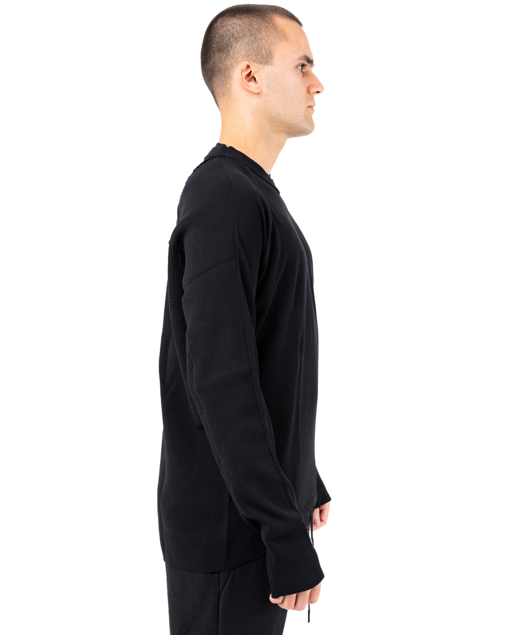 Anatomical Long Sleeve High-Twist Cotton – Black | DEVOA | MONOLYT