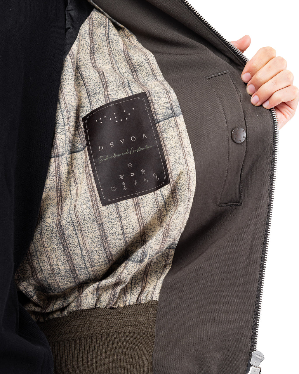 Classic Bomber Wool Gabardine – Army Gray | DEVOA | MONOLYT