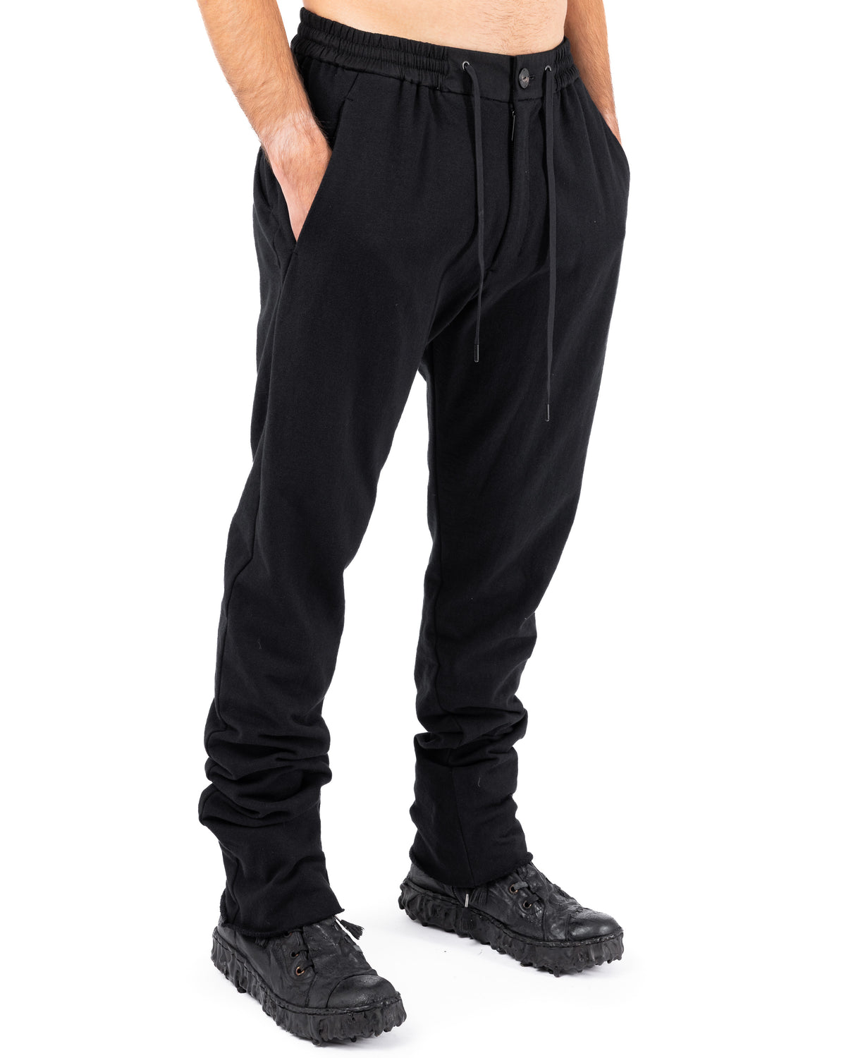 Cotton Woven Pants – Black | DEVOA | MONOLYT