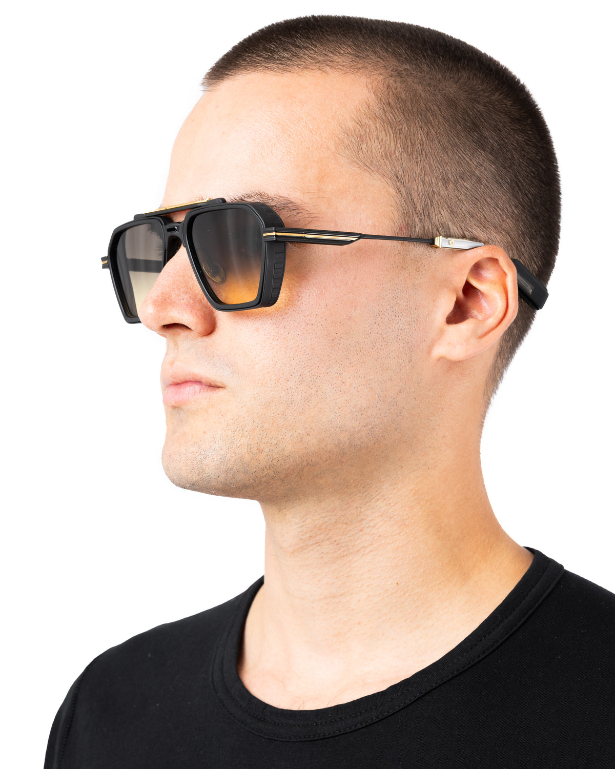 GT7_THENRI_Traverse_Designer_Sunglasses_Ecomm_015