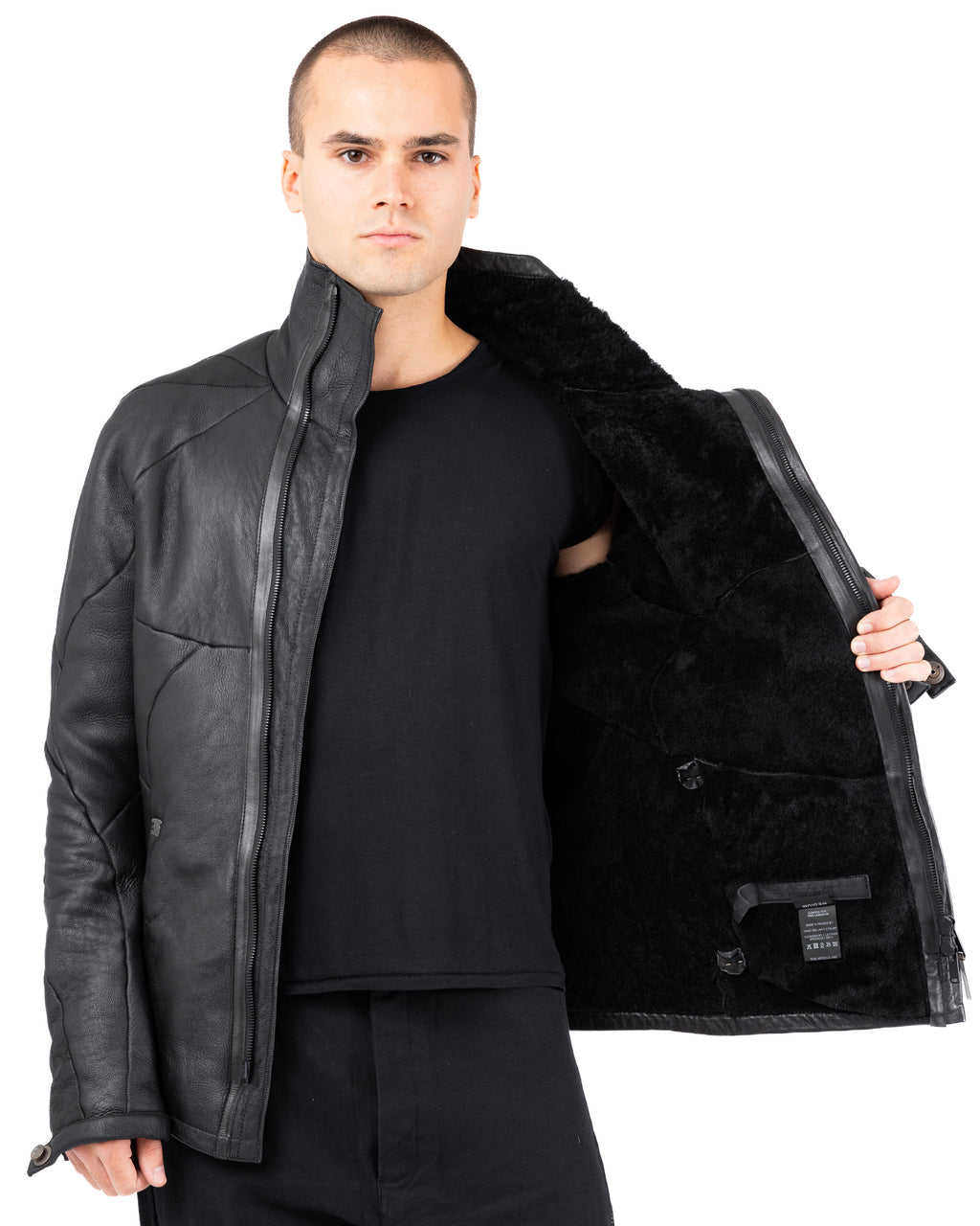 Resistant_Isaac-Sellam-Experience-Jacke-Lammfell-