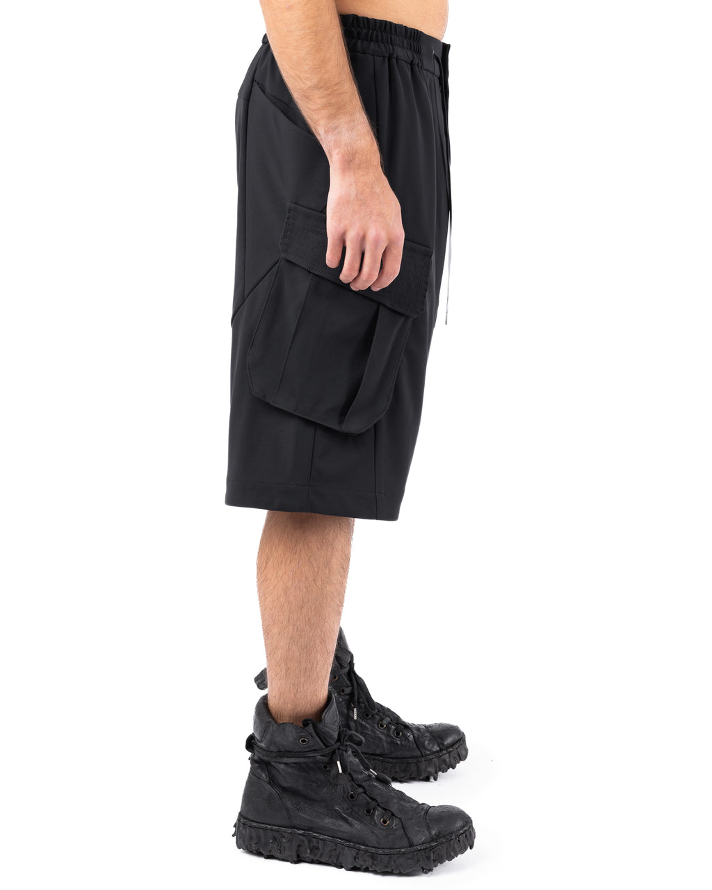 Technical Woven Pants – Black | DEVOA | MONOLYT